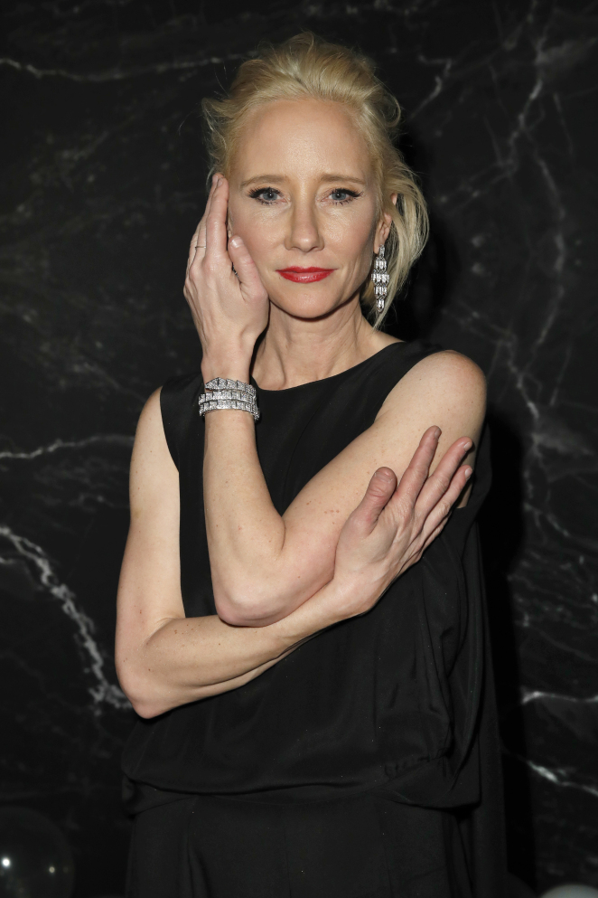 Anne Heche, lesbian