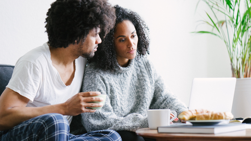 unhappy marriage signs