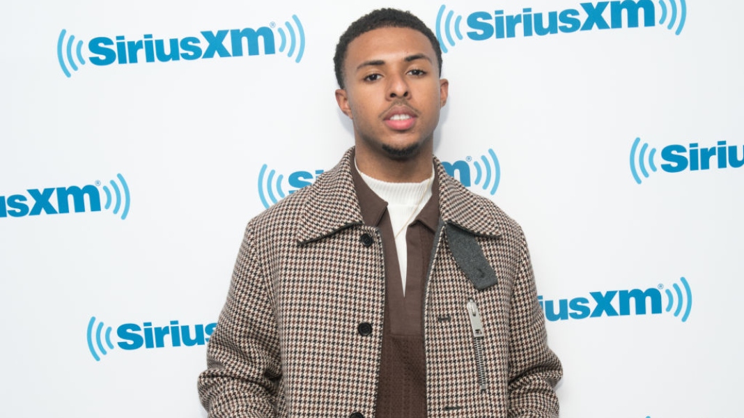 diggy simmons addresses mental health on "lighten up" 