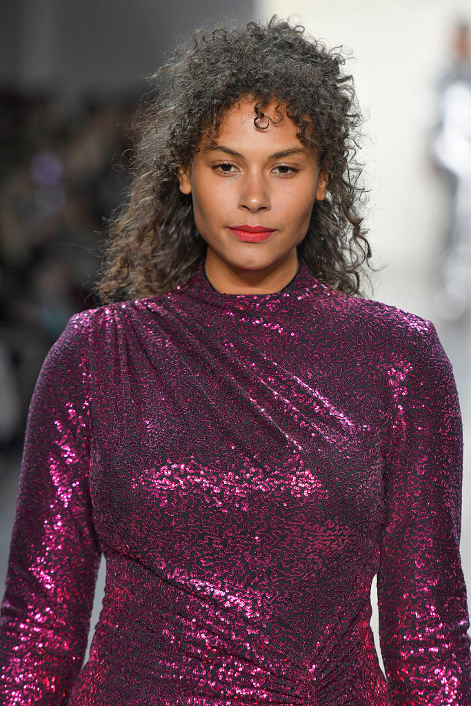 Tadashi Shoji - Runway - February 2019 - New York Fashion Week