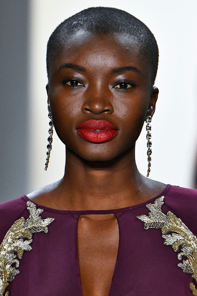Tadashi Shoji - Runway - February 2019 - New York Fashion Week