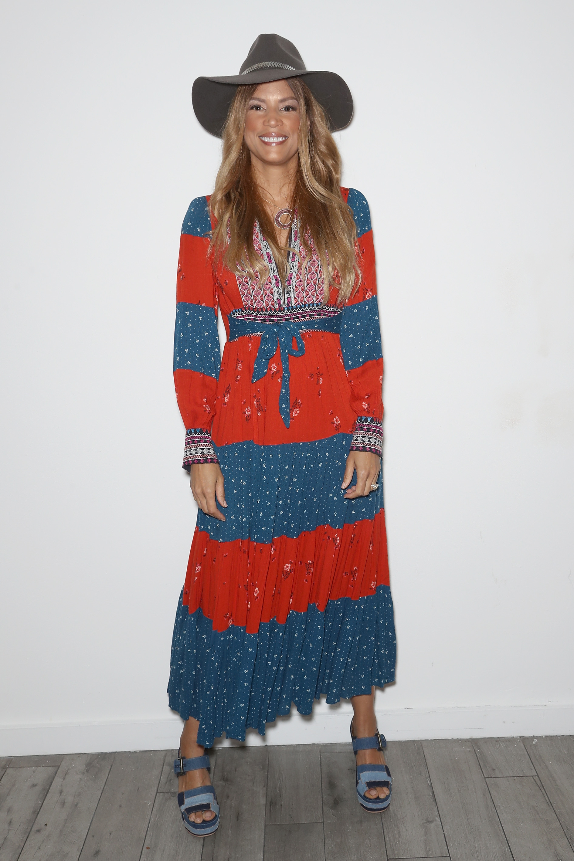 STYLE360 Hosts Mery Playa By Sofia Resing Sponsored By Skechers D'Lites