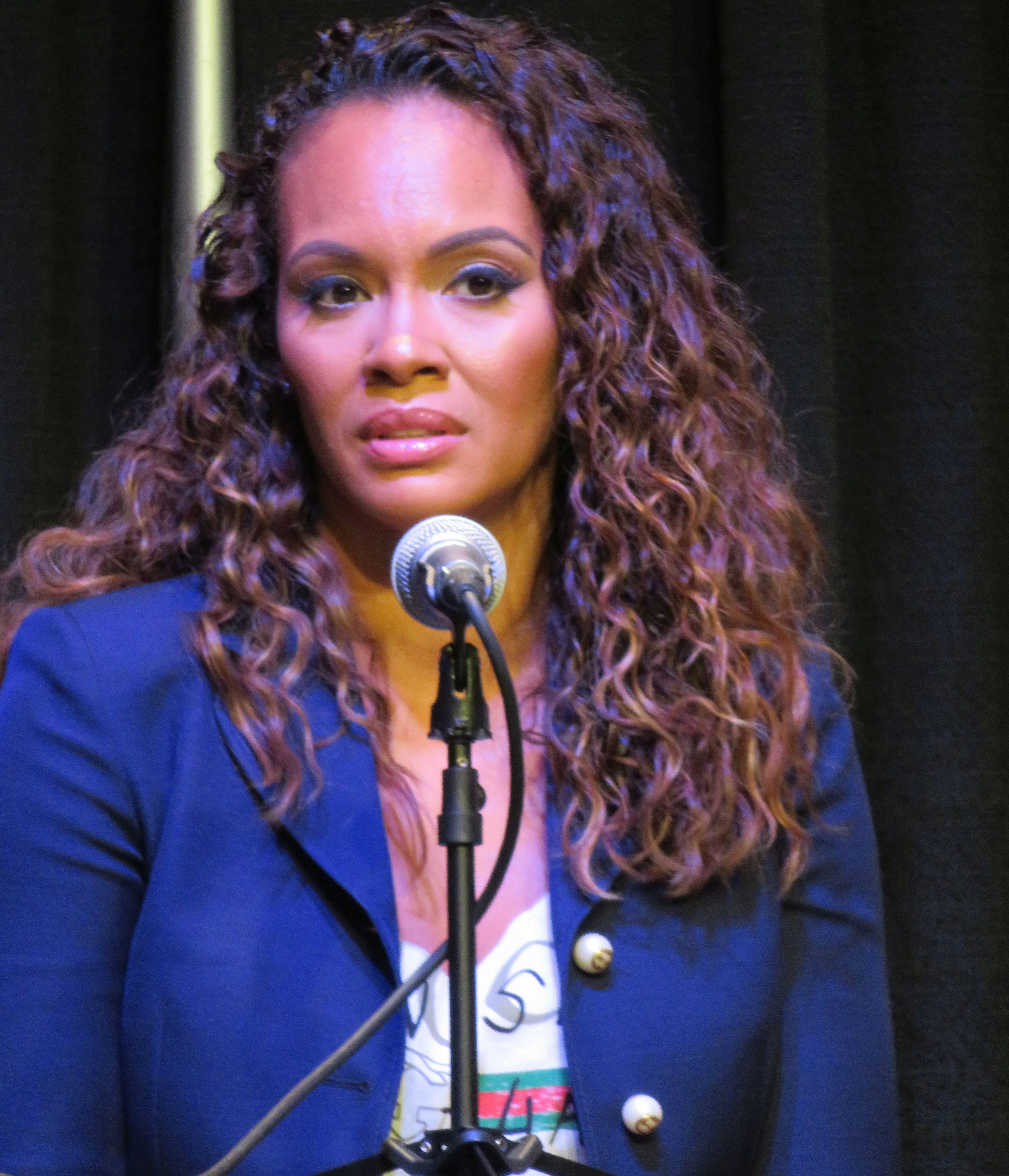 Evelyn Lozada Afro-Latina
