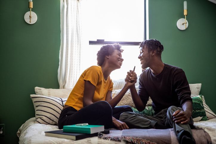 dating in your mid twenties