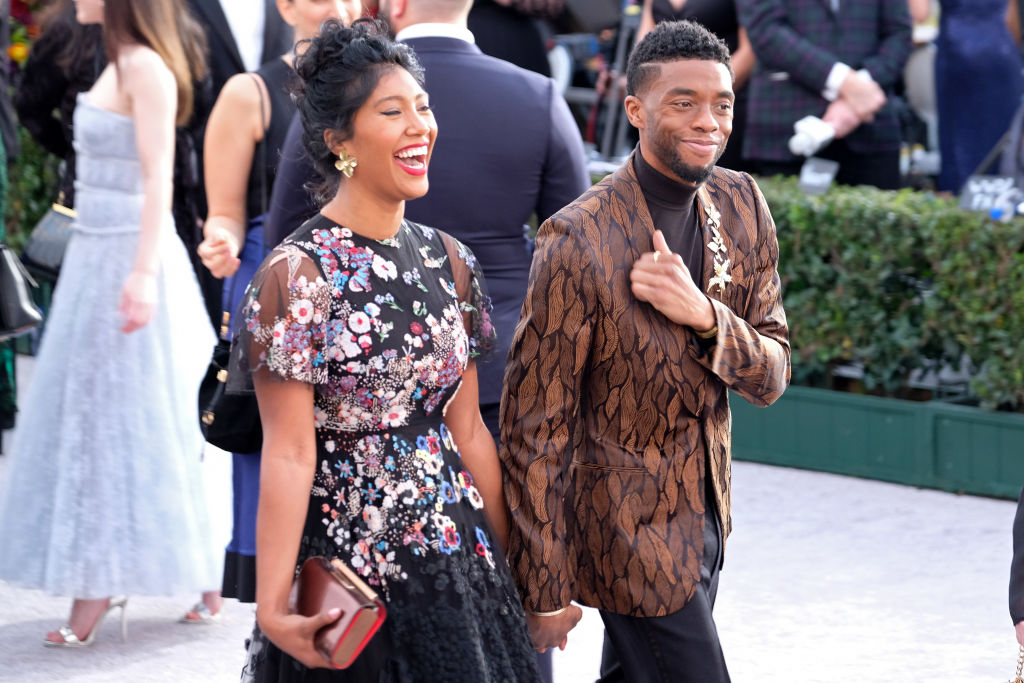 25th Annual Screen Actors Guild Awards - Fan Bleachers