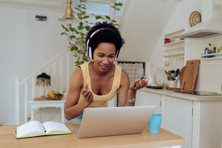 facts about women investing
