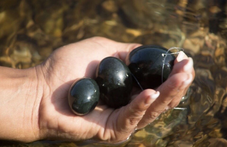 Yoni eggs