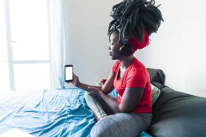 online dating behavior