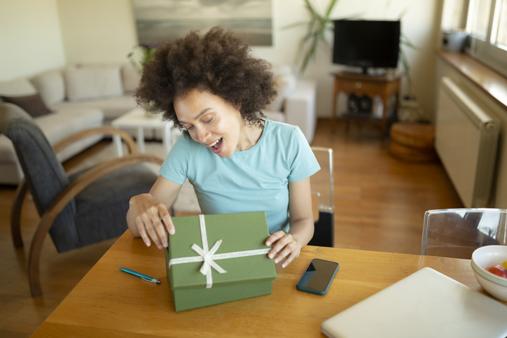 creating a wedding registry
