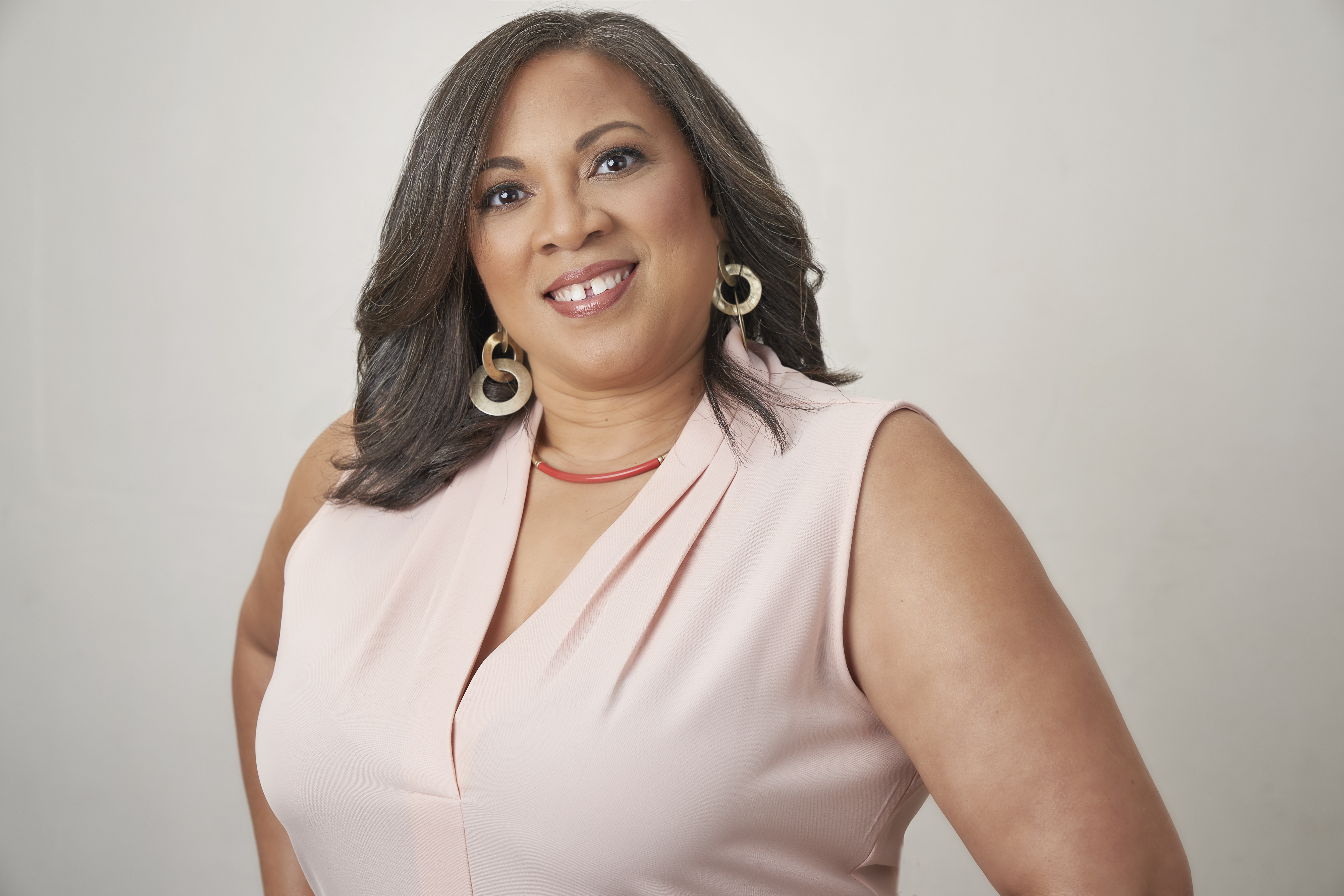 Leneiva Head, realtor