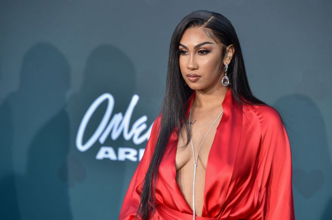 Queen naija