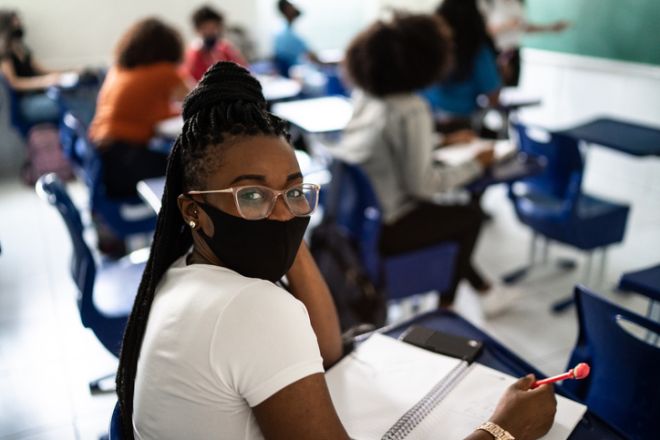 8th grader dies of covid