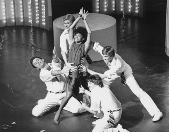 Debbie Allen Dances