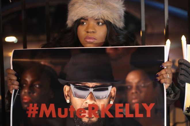 Protestors Rally In Support Of Sex Abuse Survivors At R Kelly's Chicago Studios