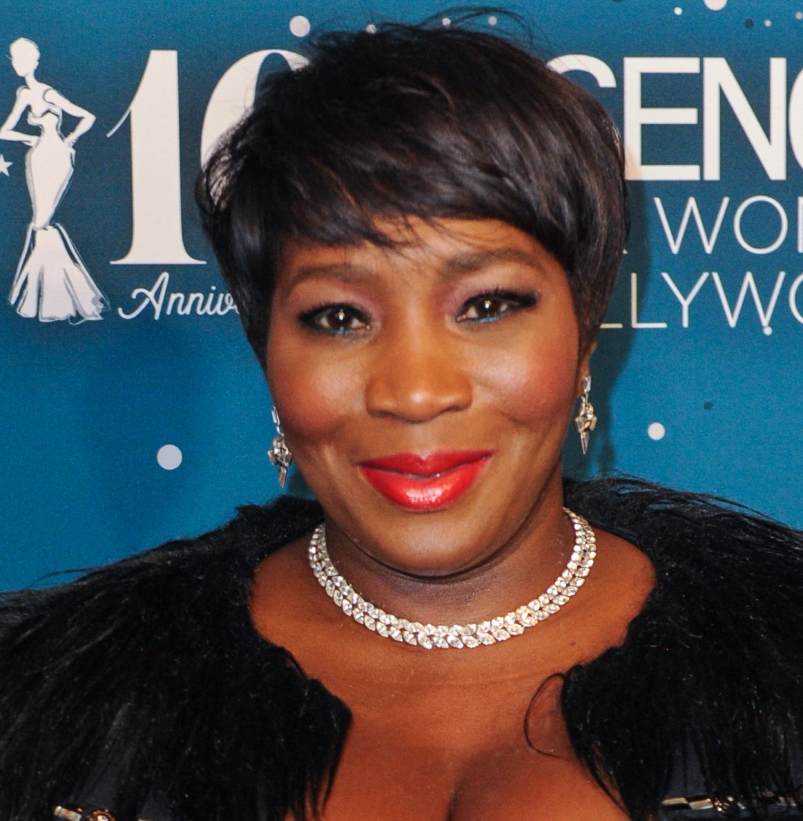 Essence 10th Annual Black Women in Hollywood Awards Gala - Arrivals