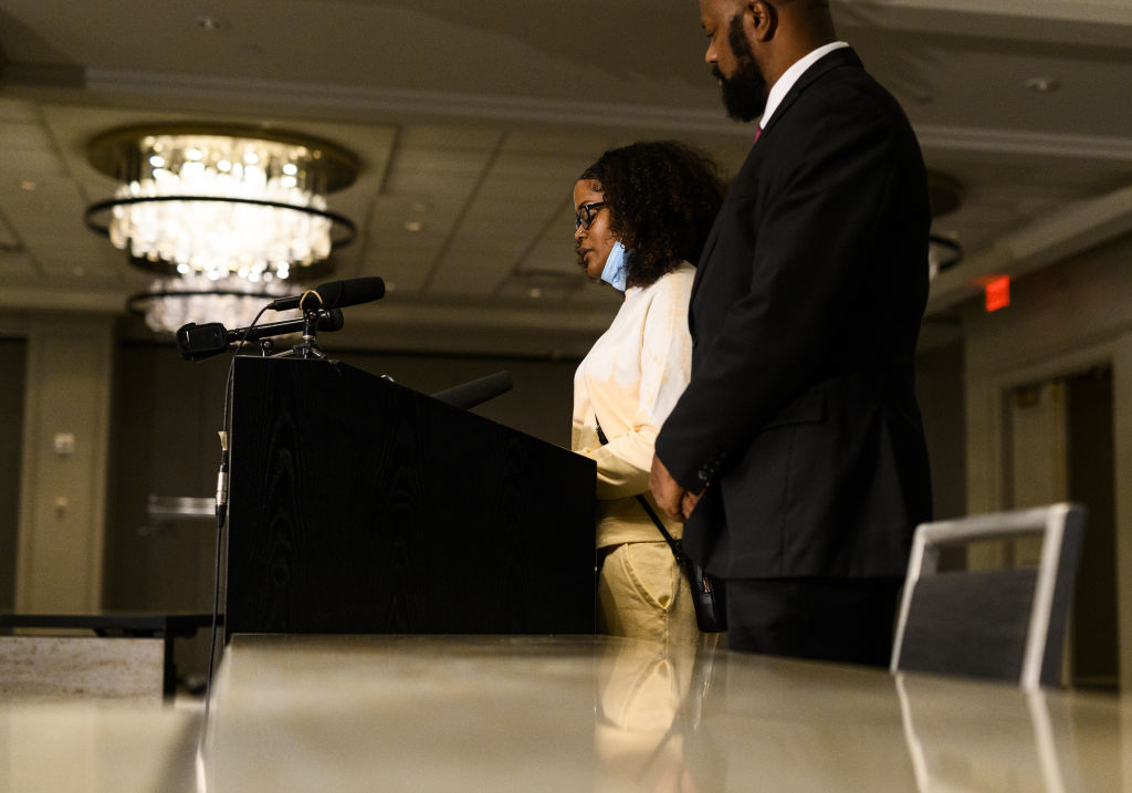 Chyna Whitaker - Ex-Girlfriend Of Daunte Wright Joins Wright Family Attorney For Press Conference