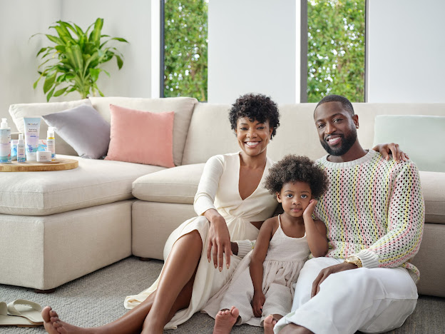 Dwayne Wade, Gabrielle Union, Kaavia James, Proudly