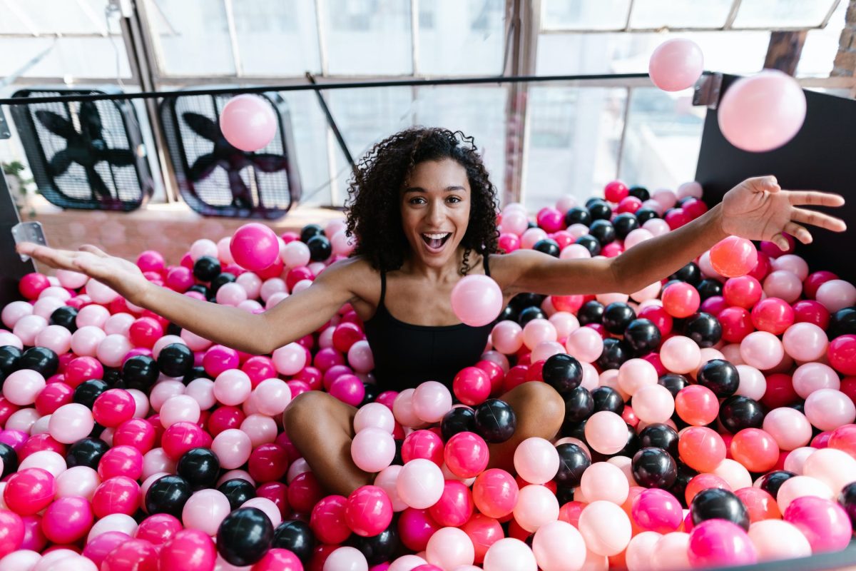 Balls, Black woman