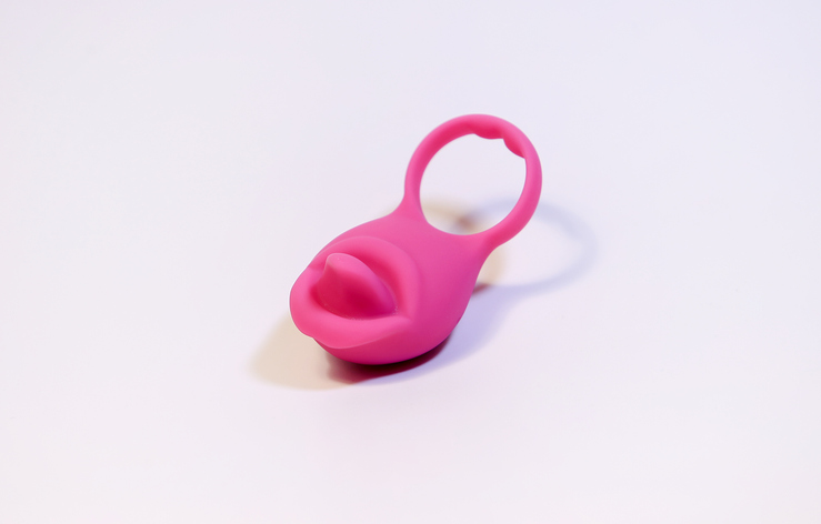 Ring with Tongue Sex Toy