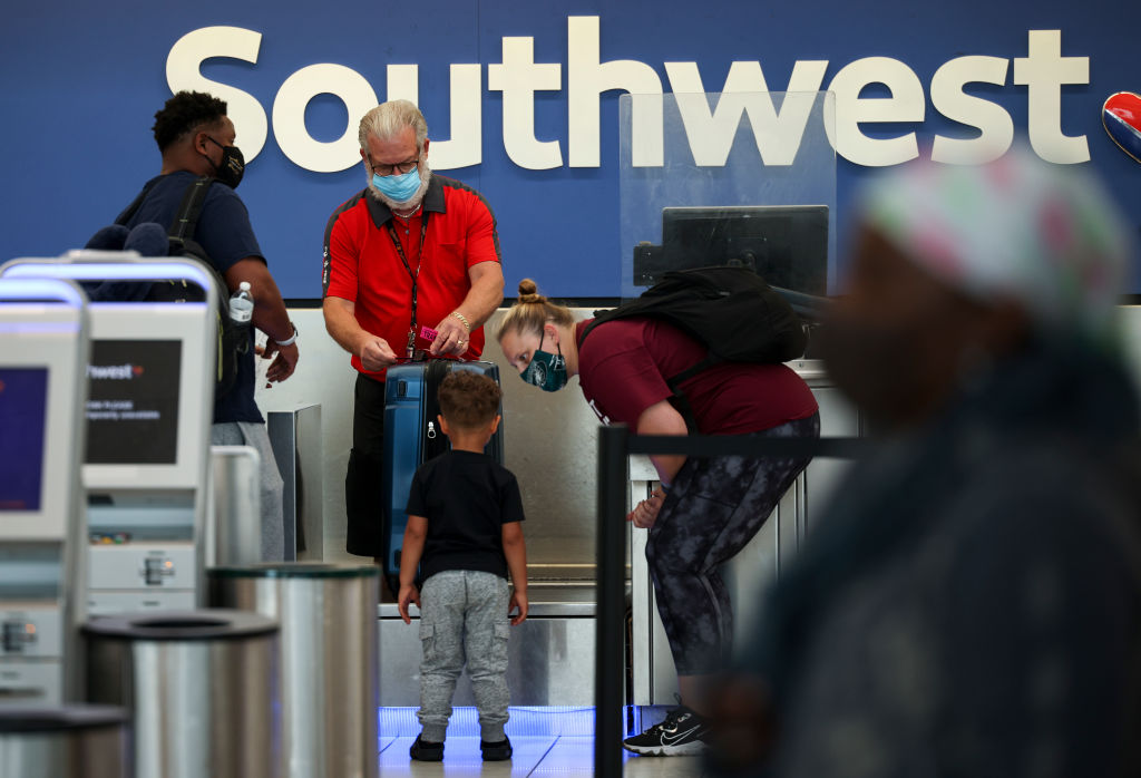 Southwest Airlines Experiences Major Flight Cancellations Across U.S.