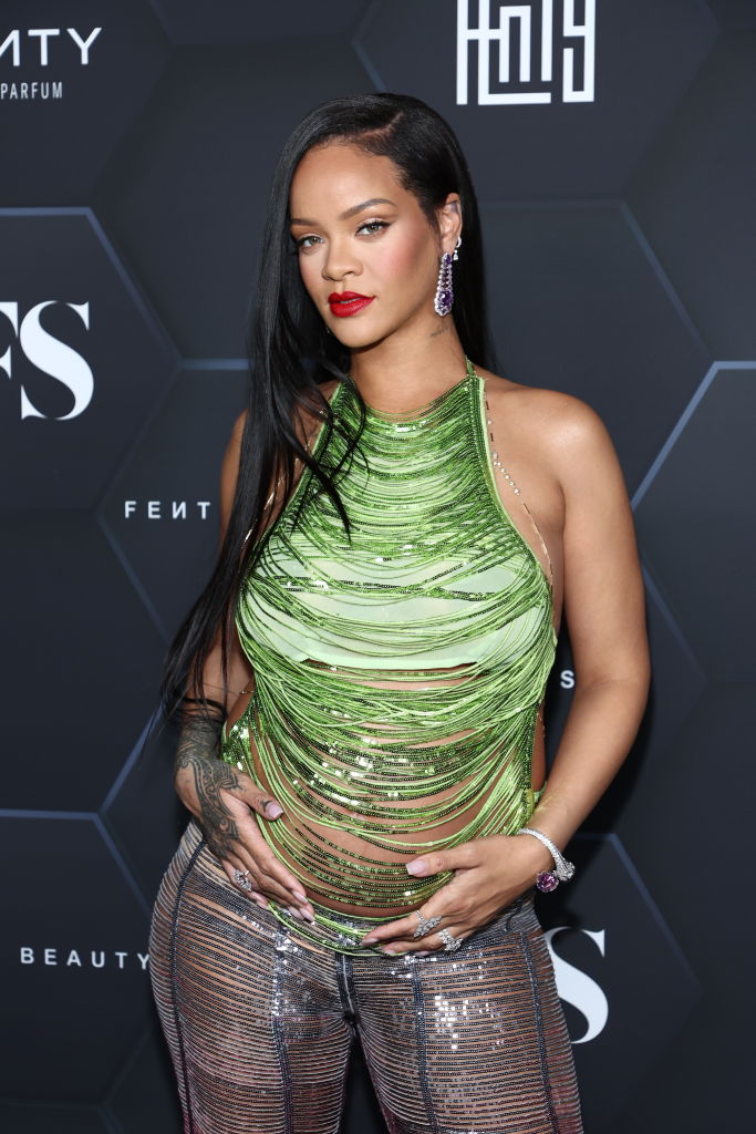 Rihanna Celebrates Her Beauty Brands Fenty Beauty And Fenty Skin