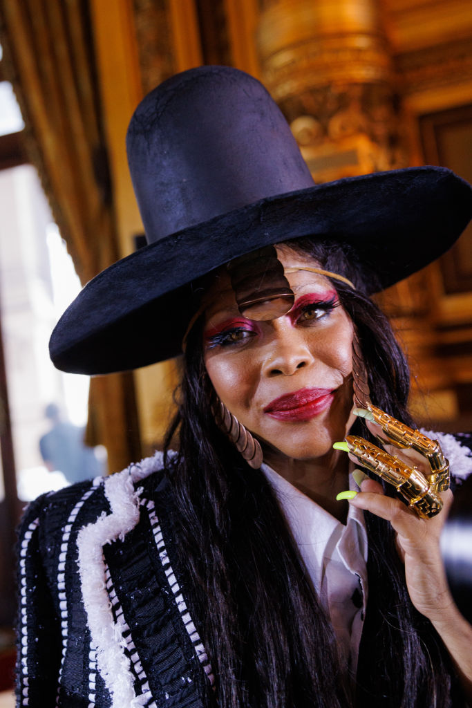 erykah badu tamron hall