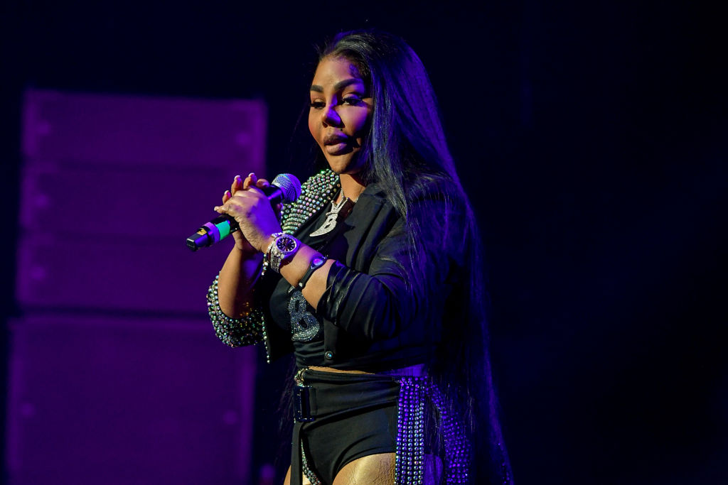 Lil Kim abuse surgeries