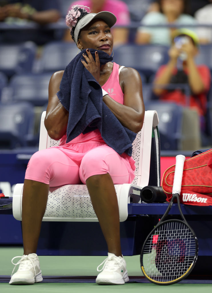 Venus Williams U.S. Open Greet Minnen defeat score tournament knee age