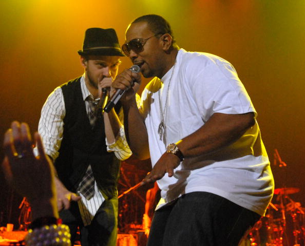 Verizon Wireless / Rolling Stone Pre-GRAMMY Party - Inside