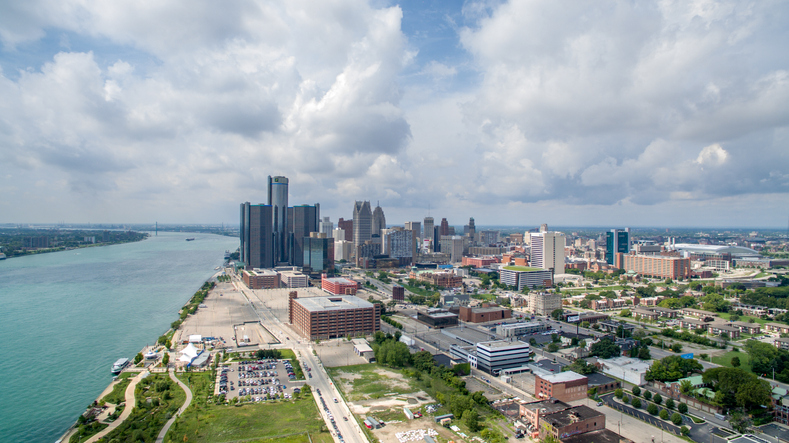 record-high, degrees, outside, warm, residents, park, Detroit, Instagram, Rouge Park, weather