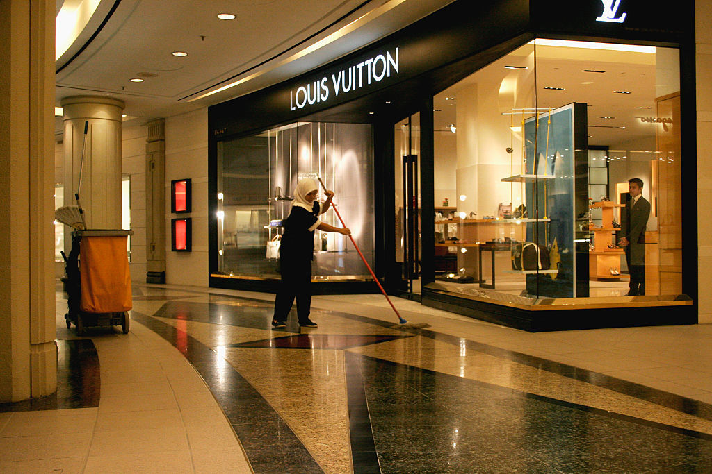 Louis Vuitton, Money Man ,fans, rapper, Chicago