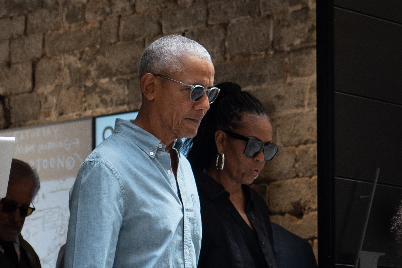 Obama Strolls Through Barcelona