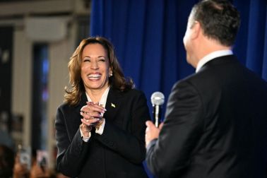 US-VOTE-POLITICS-DEBATE-HARRIS