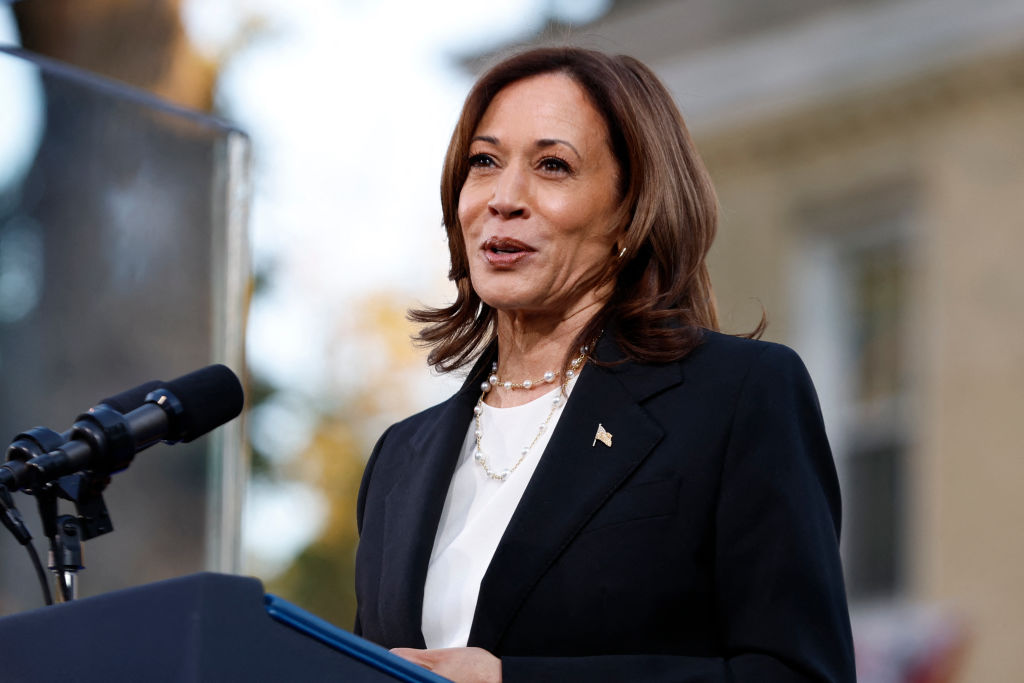 US-VOTE-POLITICS-HARRIS
