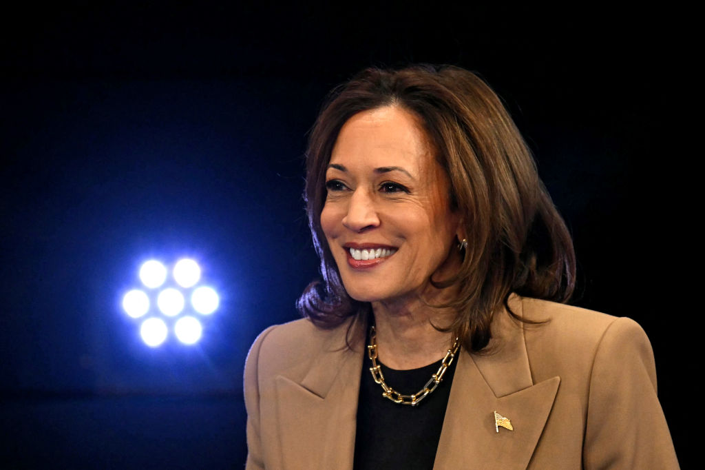 US-VOTE-POLITICS-HARRIS
