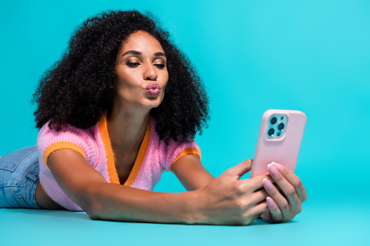 sexting, partner, intimacy, Gigi Engle, relationship 