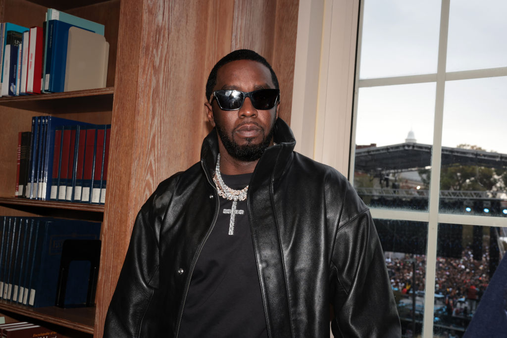 Sean "Diddy" Combs Fulfills $1 Million Pledge To Howard University At Howard Homecoming – Yardfest